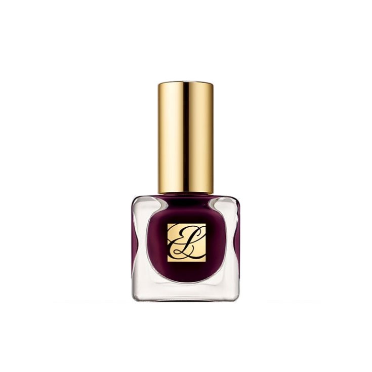 Lujuria de uñas de color puro