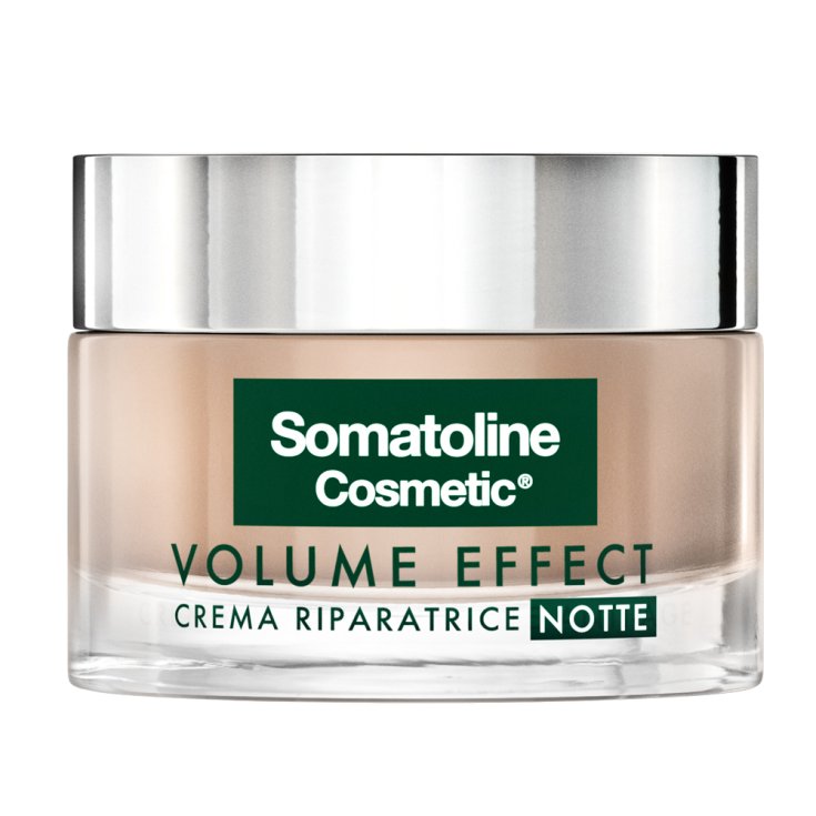 Efecto Volumen Somatoline Cosmetic® Crema Reparadora de Noche 50ml