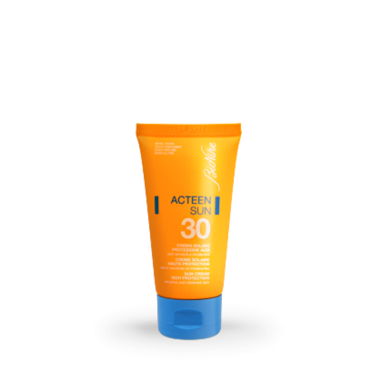 BioNike Acten Sun Crema Solar SPF30 Pieles Con Acné 50ml